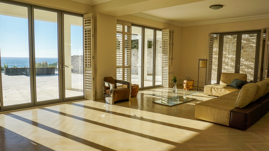 4 Bedroom Property for Sale in Bakoven Western Cape